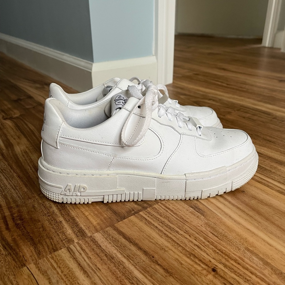 Women’s Nike Air Force 1 Sneakers